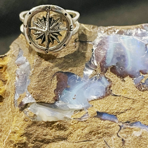 Sterling Silver Compass Rose Ring - Picture 2 of 6